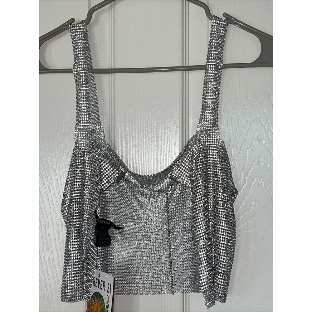 NWT Forever 21 silver rhinestone backless cropped top size xs - Picture 3 of 7